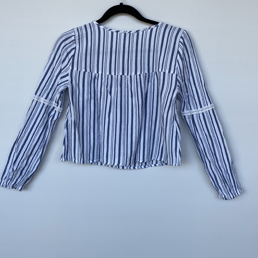 Hollister Striped Top - Picture 5 of 10